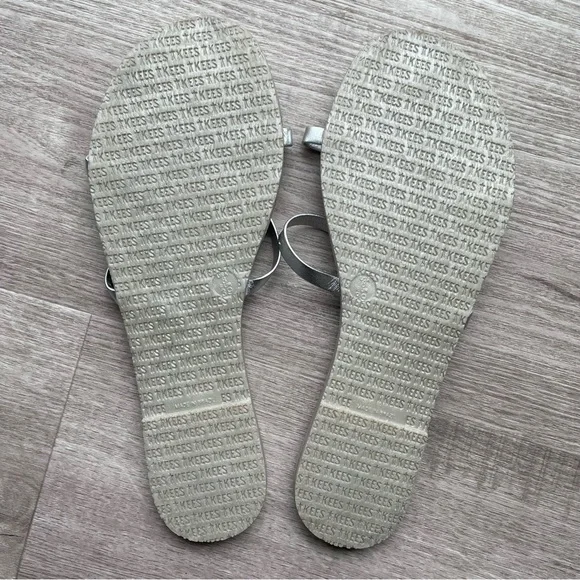 TKEES Gemma Metallic Silver Two Strap Flat Slide Sandal - Picture 12 of 14
